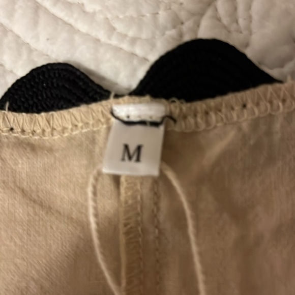 NWT Ric Rac ButtonUp V-Neck Cream & Black Romper, size M (no belt) - Picture 9 of 11